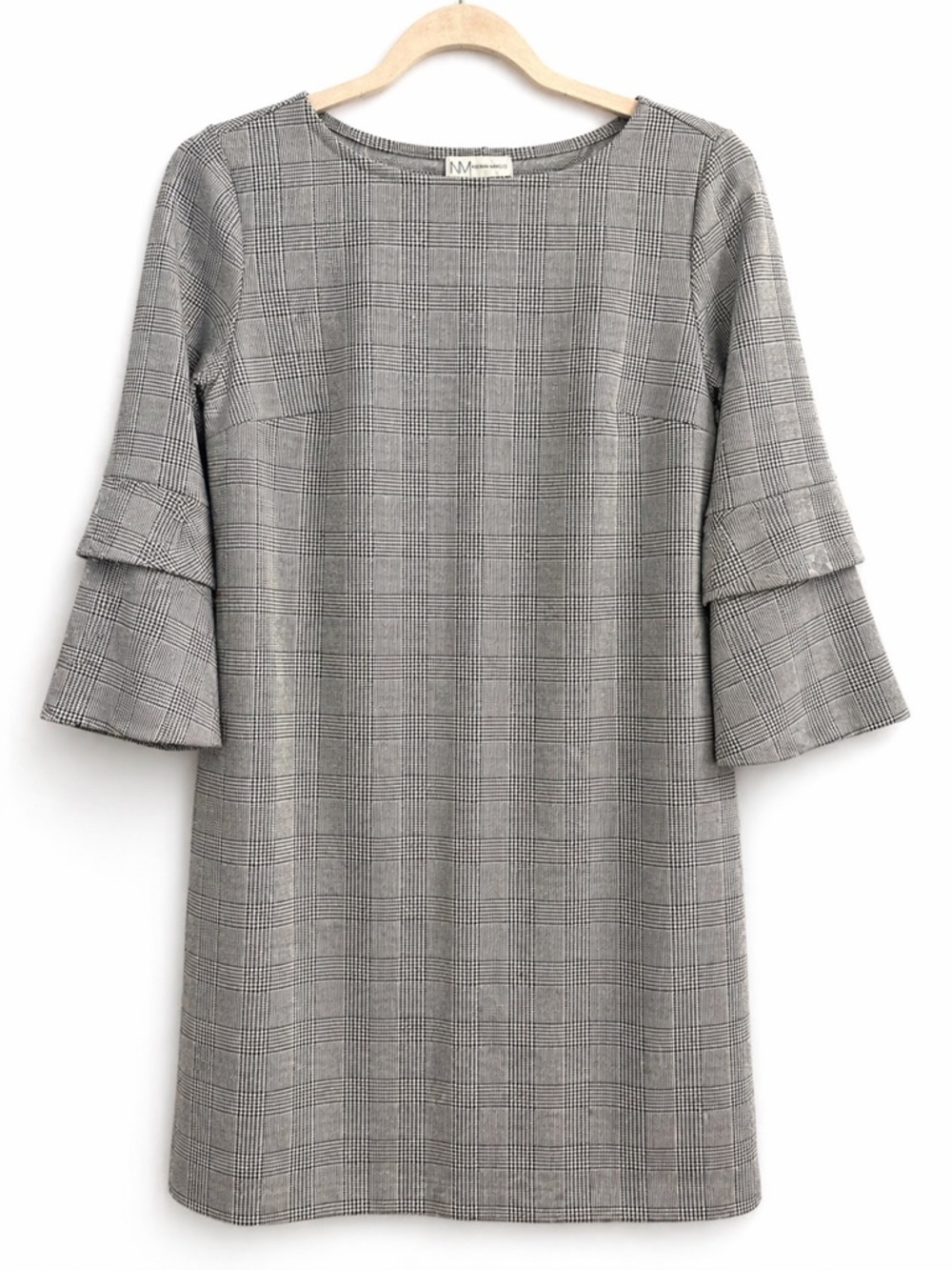 Neiman Marcus Plaid Shift Dress Size 6 Ruffle Sleeve Chic Quiet Luxury EUC